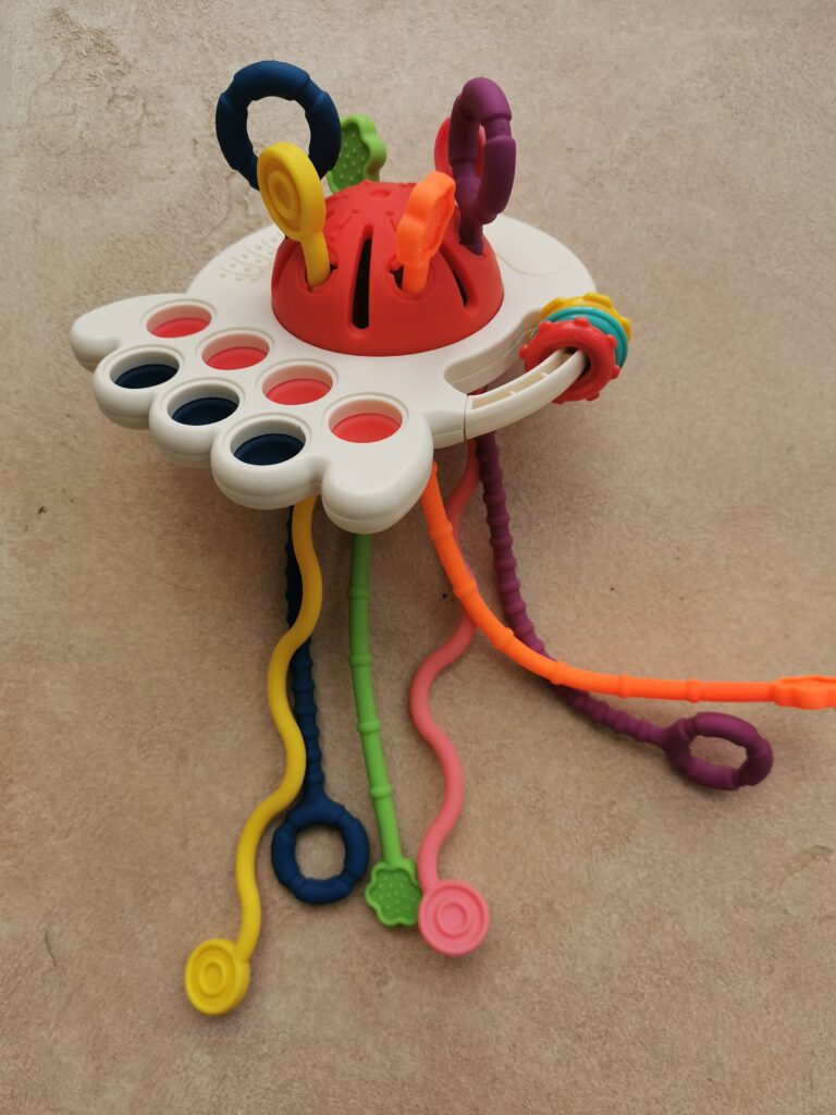 4 in 1 Pull Through Sensory Toy