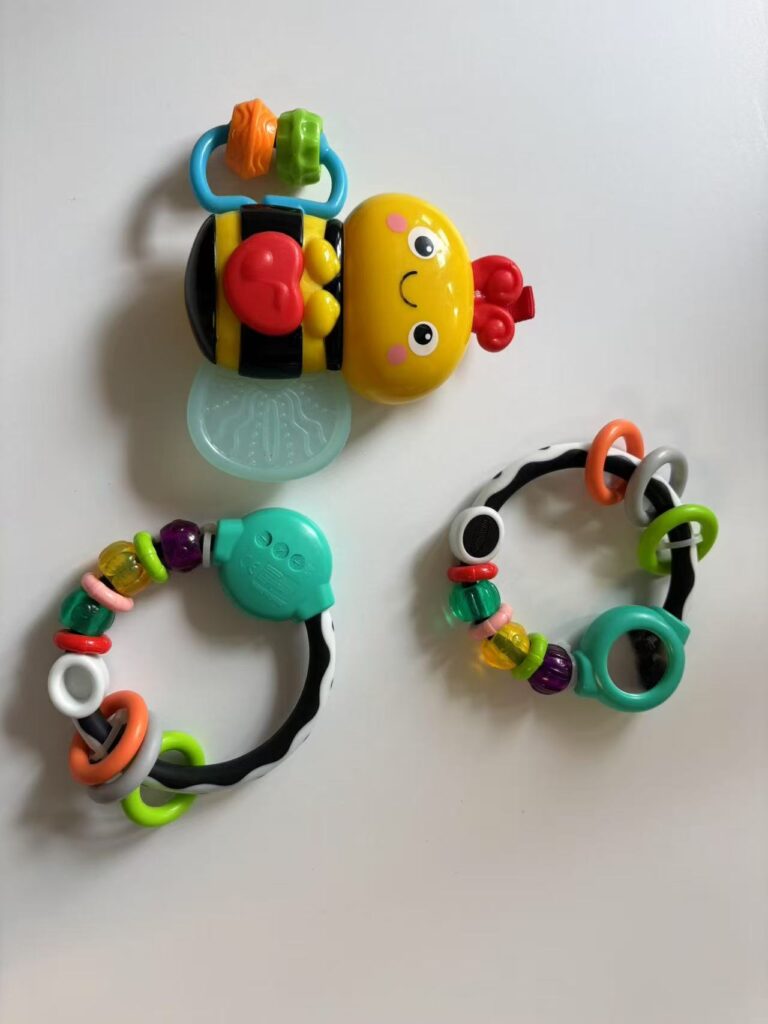 Infantino Shake and Spin Rattle