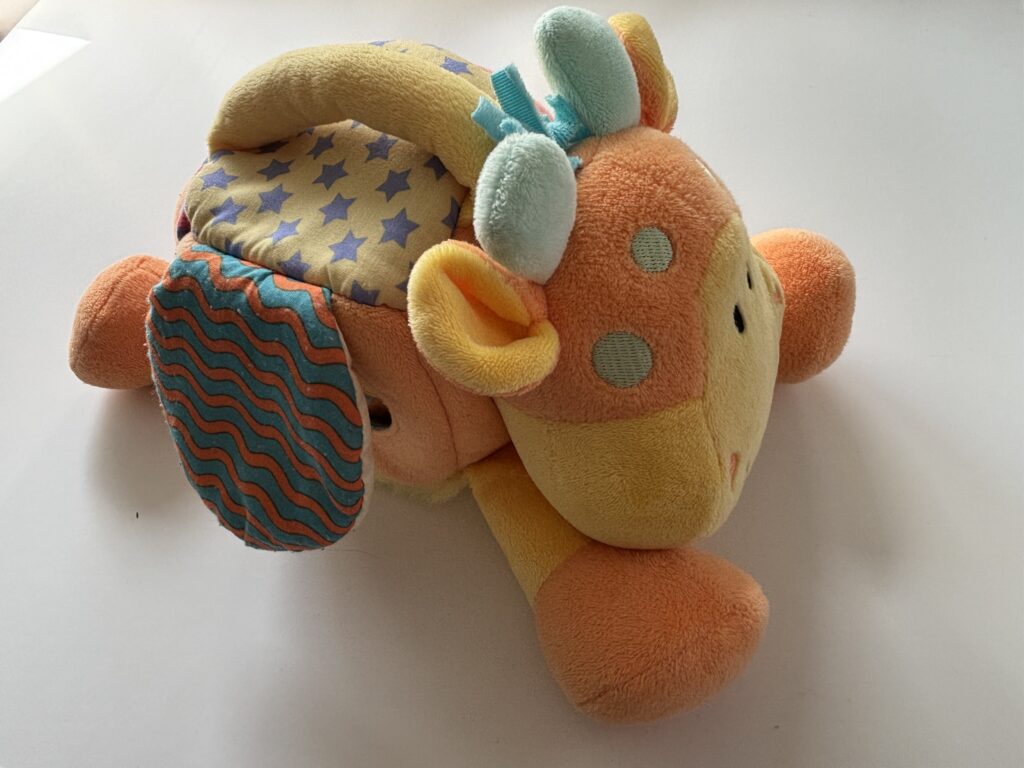 Giraffe soft toy