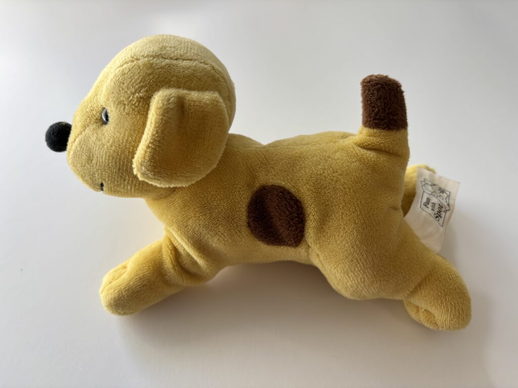 Dog soft toy